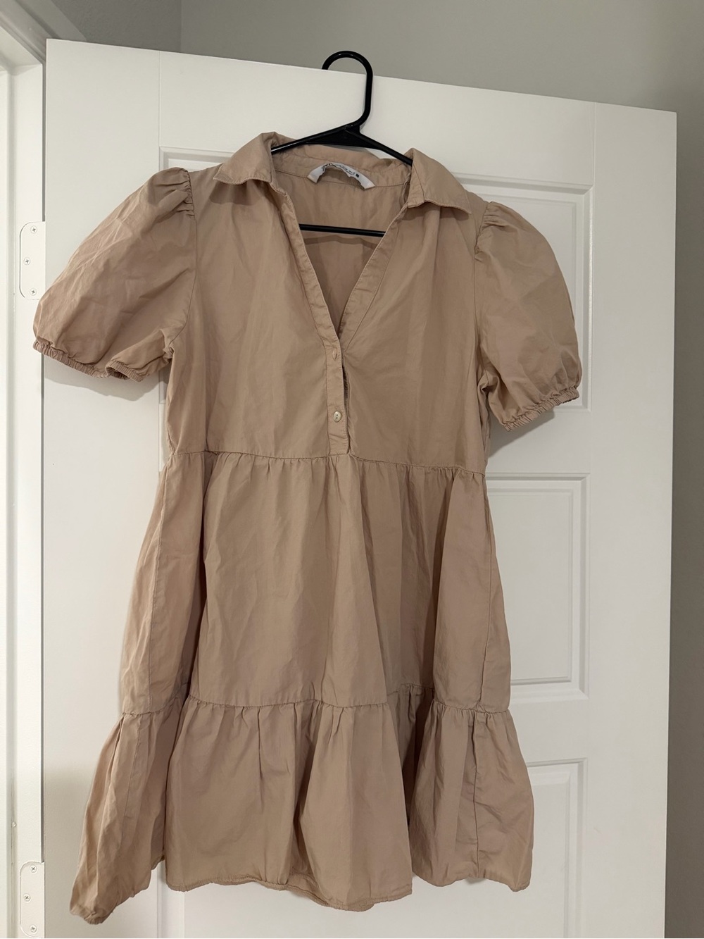 Zara Beige Short-Sleeve Tiered Mini Dress